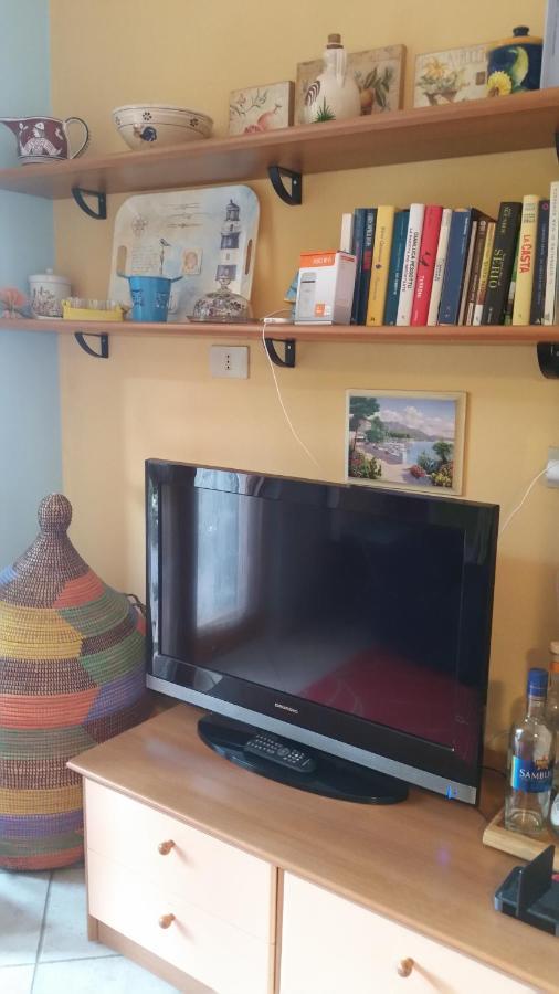 Elbamare Residence Con Piscina Nisporto Kültér fotó