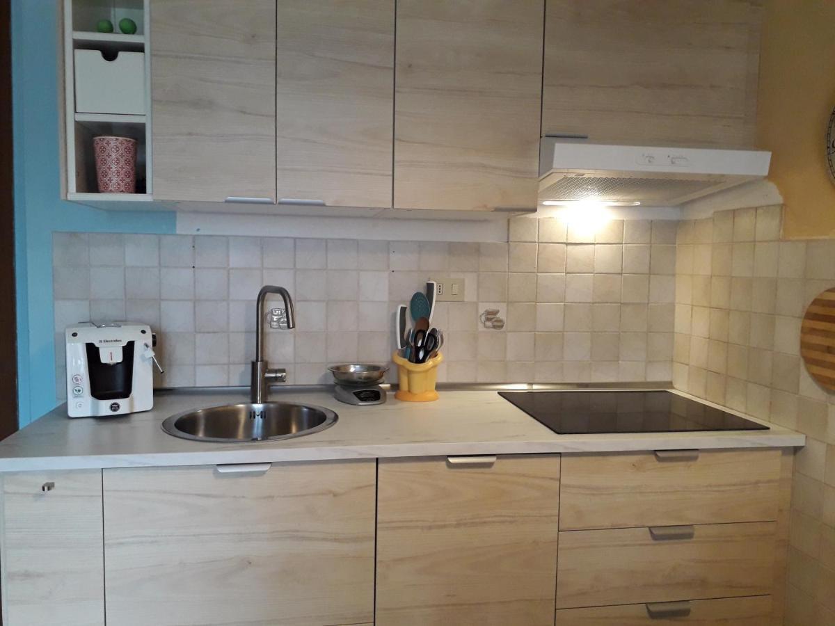 Elbamare Residence Con Piscina Nisporto Kültér fotó